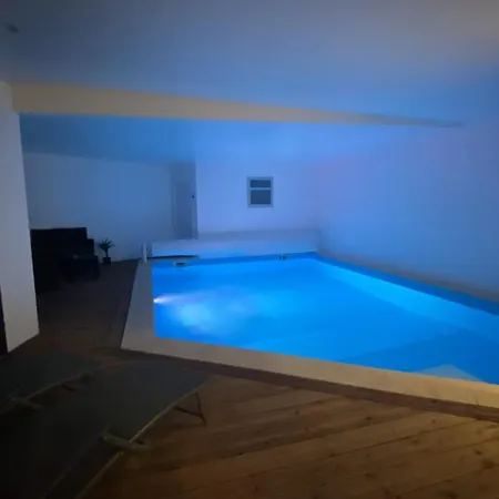 A L Oree Du Bois Piscine Interieure Privee Sans Vis A Vis *